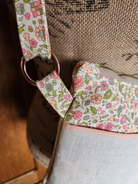 Image 3 of Linen Crossbody Purse in Natural & Retro Floral 