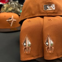 Image 4 of New Era 59Fifty Burnt Wood Real Tree UV