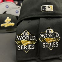 Image 2 of New Era 59Fifty Black-Gold