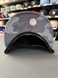 Image 4 of New Era 59Fifty Black Black Camo UV