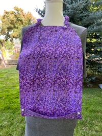 Image 1 of Adult beauty bib