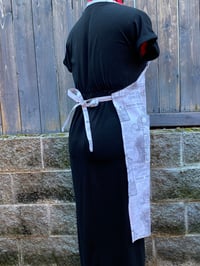 Image 2 of Adult canvas full apron, farmhouse