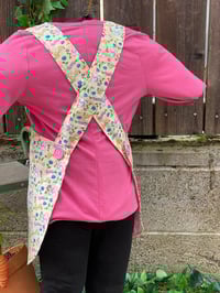 Image 2 of Child cross back apron