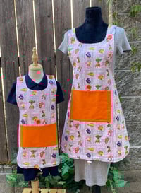 Image 2 of Child size cross back harvest and garden apron