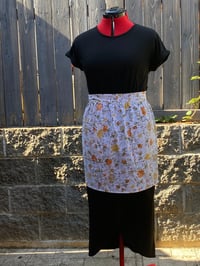 Image 3 of Adult vintage serving half apron, 100% upcycled fabric, grandma's bedspread
