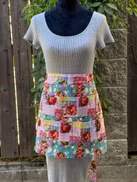 Image 4 of Adult egg gathering apron, flowers