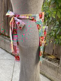 Image 5 of Adult egg gathering apron, flowers