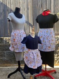 Image 4 of Adult Vintage serving half apron, 100% upcycled fabric, grandmas bedspread ruffles