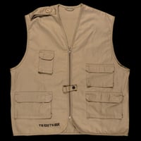 Image 2 of Slingshot fishing vest