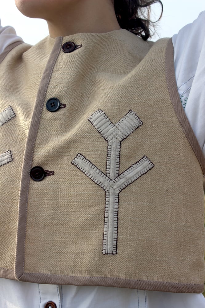 Image of Folk Vest Tree
