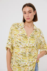 Image 1 of Camisa Harper