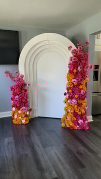 U shape Rainbow backdrop  wood, white 7ft tall