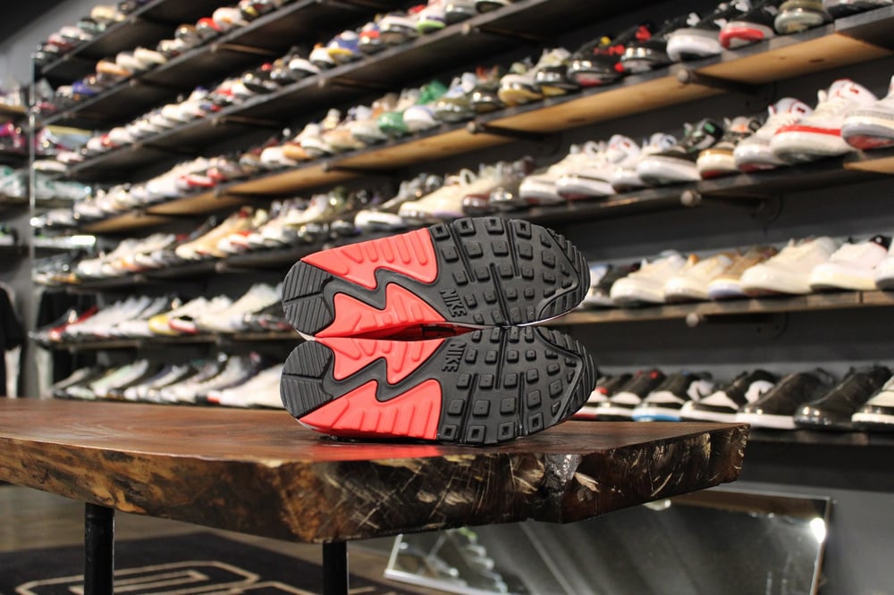 AIR MAX 90 x ATMOS "WE LOVE NIKE"