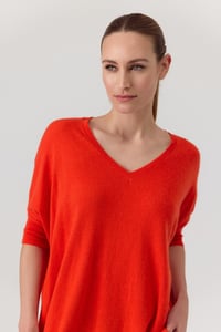 Image 2 of Jersey Laurina Naranja