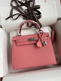 Image 5 of Kelly 25 (many colors)