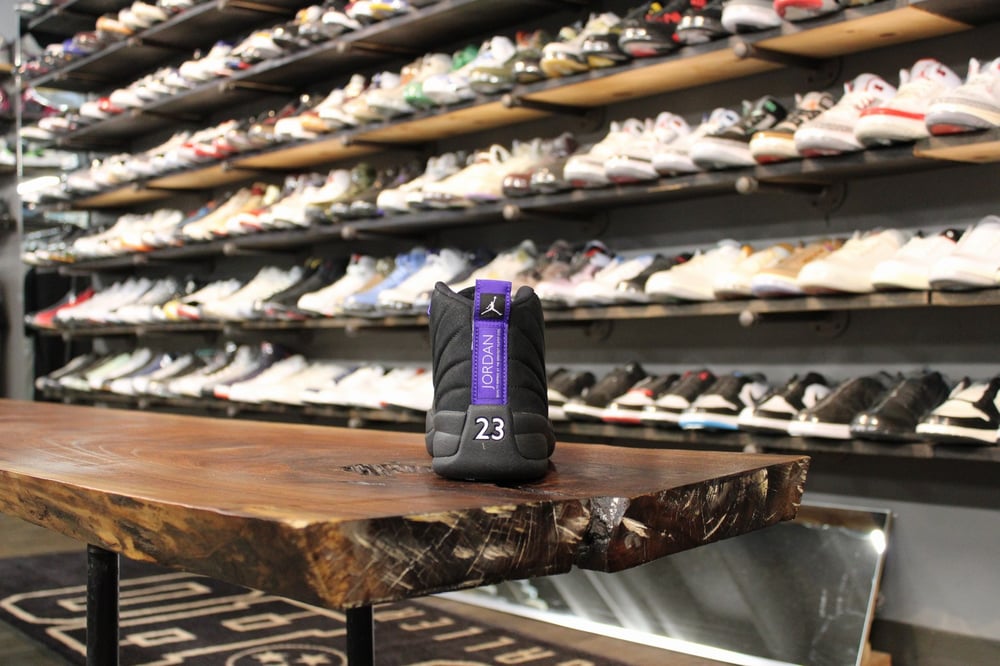 AIR JORDAN XII (12) "BLK/DARK CONCORD"