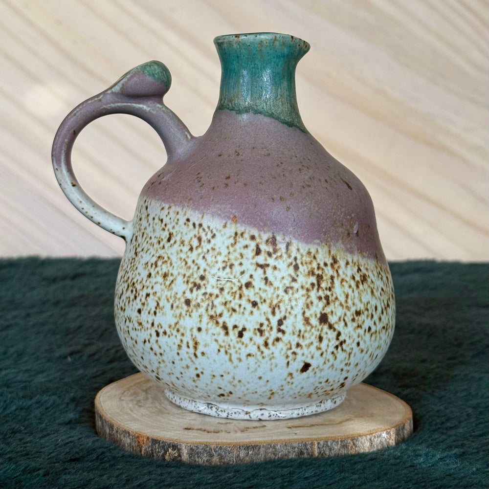 Image of OIL BOTTLE / 033