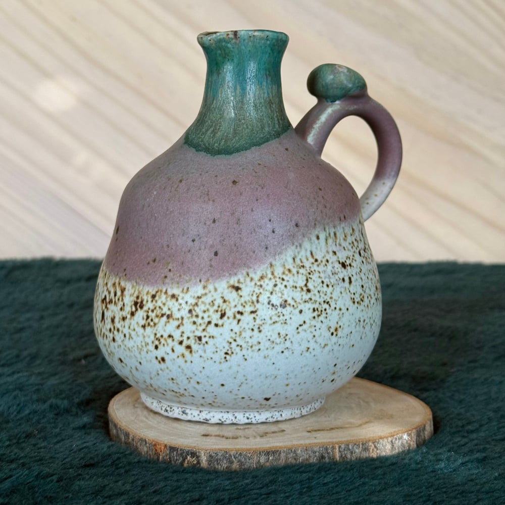 Image of OIL BOTTLE / 033