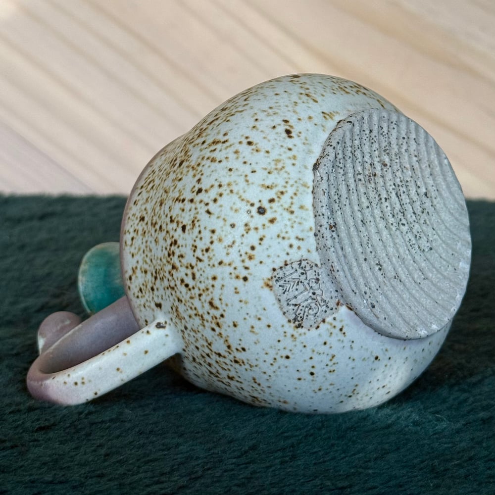 Image of OIL BOTTLE / 033