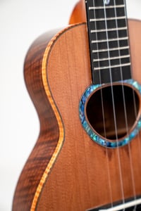 Image 4 of Shop Order KoAloha KCMR-00 Curly Claro Walnut & Cedar Satin Rosette Concert