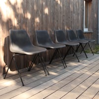 Image 1 of Lot de 5 chaises en plastique gris-bleu par Robin Day pour Hille