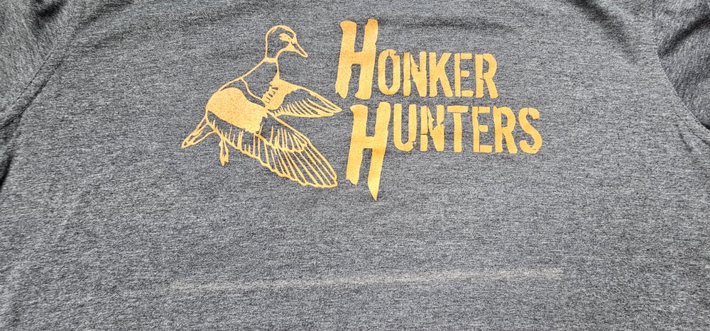 Discounted Honker tee - (Fade line) limited size (L) Only