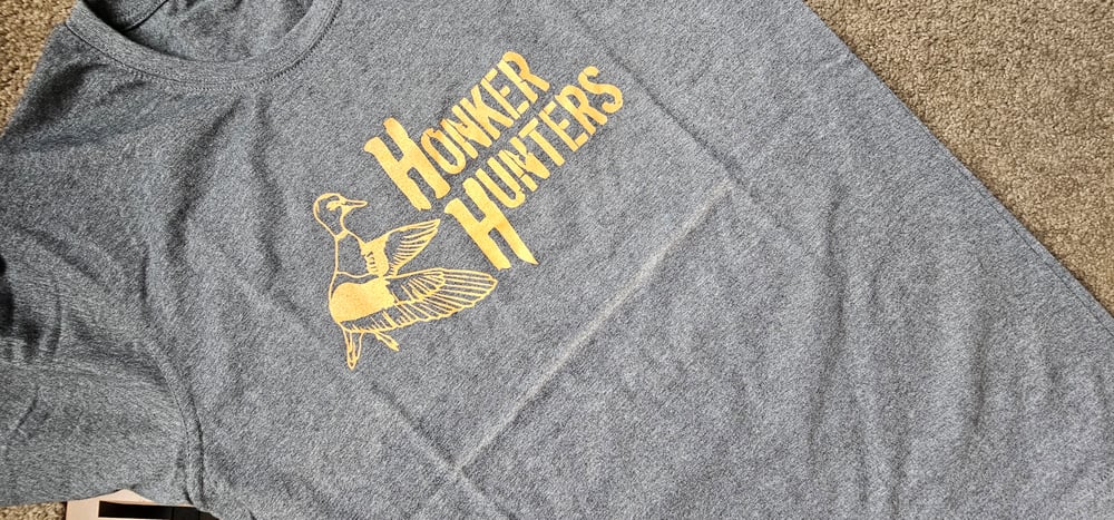 Discounted Honker tee - (Fade line) limited size (L) Only