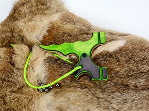 Image of Wooden Slingshot made for tie on band, Spectraply Wood Green Hornet, Right or Left Hand Hold