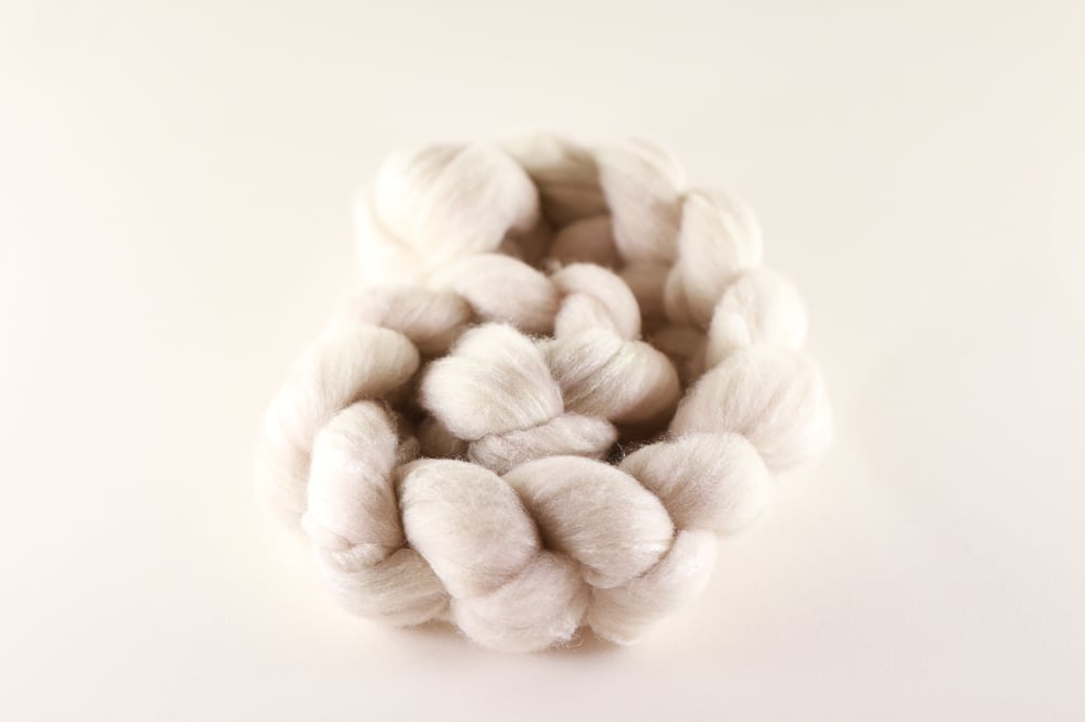 Image of Lucky Charms coordinate ☘️ Targhee/Bamboo/Silk ☘️ Ecru (PRE-ORDER)