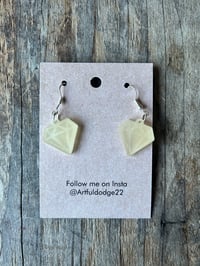 Diamonds Are A Girls BFF pale yellow GITD