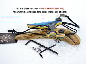 Image of Wooden Slingshot Spectraply The Twister Sling Shot, Right hand pull, Left Hand hold, OOAK 