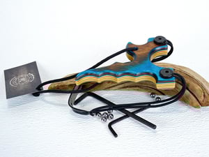 Image of Wooden Slingshot Spectraply The Twister Sling Shot, Right hand pull, Left Hand hold, OOAK 
