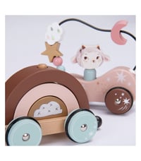 Image 2 of Pull-along activity train Apres la pluie