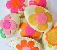 Image 2 of ***SALE! Was £21.50 Now £16!*** Retro Mod Felt Floral Easter Eggs - Set of 7
