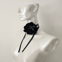 Image 1 of Floratine Floral Latex Necklace