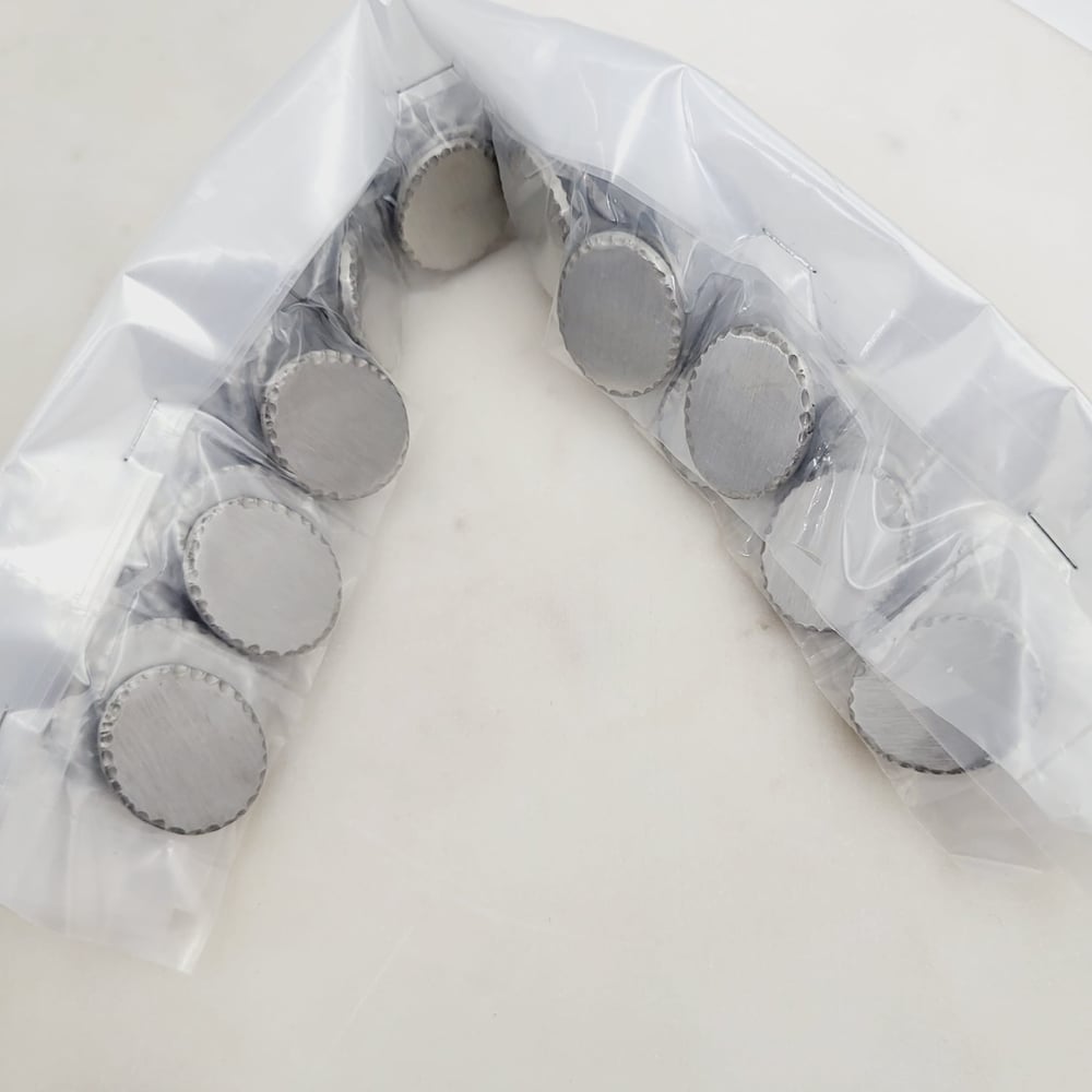 Image of 10 pcs/lot Oval Shape Pocket Hug Token Blanks (Hammered edges) for DIY Laser Engraving - Steel
