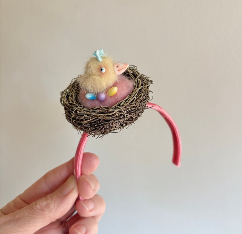 Image of Bird-in-a-Nest Headband for Blythe Dolls