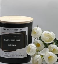 Image 3 of Enchanting Woman – A Fragrance of Timeless Allure