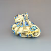 Image 8 of XXL. Toxic Blue Ringed Octopus - Flamework Glass Octopus Sculpture