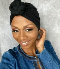 Image 4 of Classic Black