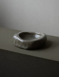 Image 2 of Assiette creuse / grise 