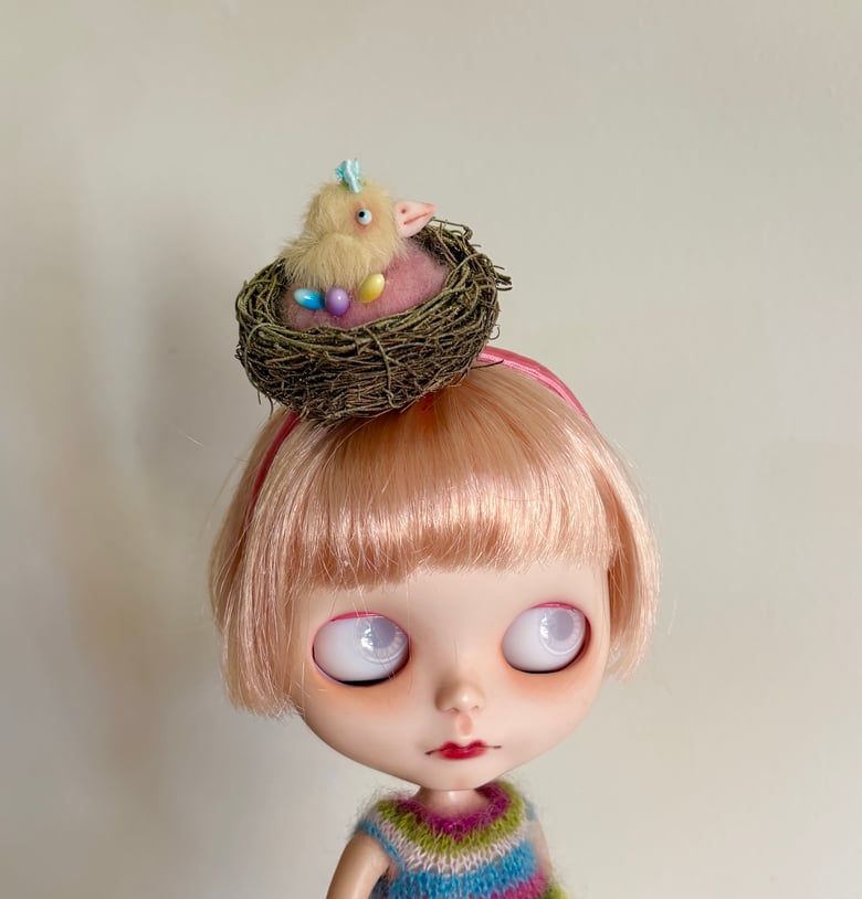 Image of Bird-in-a-Nest Headband for Blythe Dolls