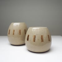 Image 2 of Vase rayures
