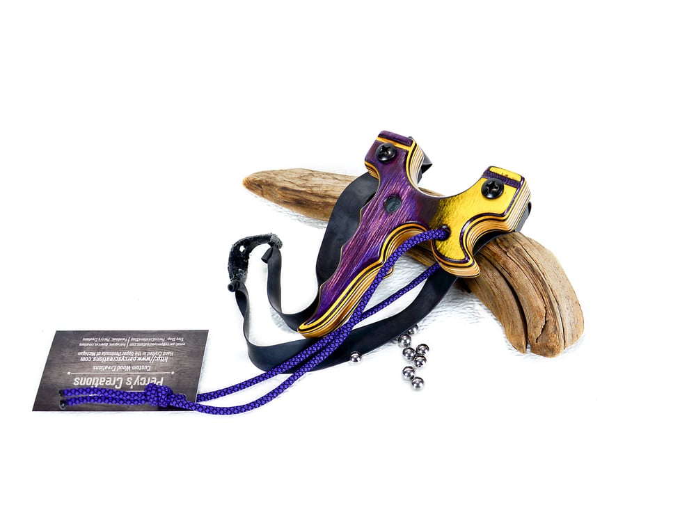 Image of Wooden Slingshot, Spectraply The Twister Sling Shot, Wooden Catapult, Right or left Hand Pull, OOAK