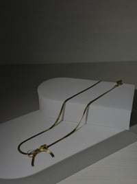 Image 3 of Ribbon Gargantilla 