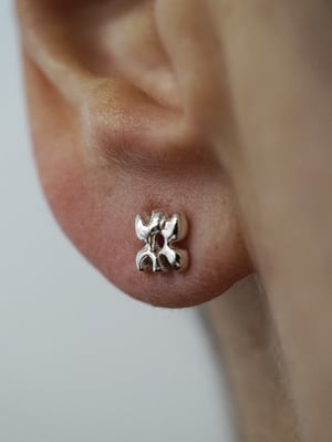 Image of Floral Stud Earring