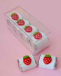 🍓Strawberries  Chocolate Nugget 4 Pack🍓