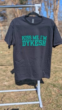 Image 2 of Kiss me, I’m Dykeish