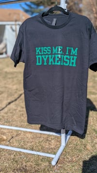 Image 3 of Kiss me, I’m Dykeish