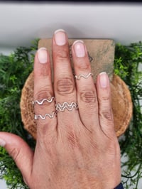 Image 4 of Rounded zigzag rings